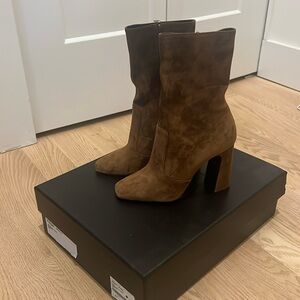 Saint Laurent - Maddie 100 zip bootie